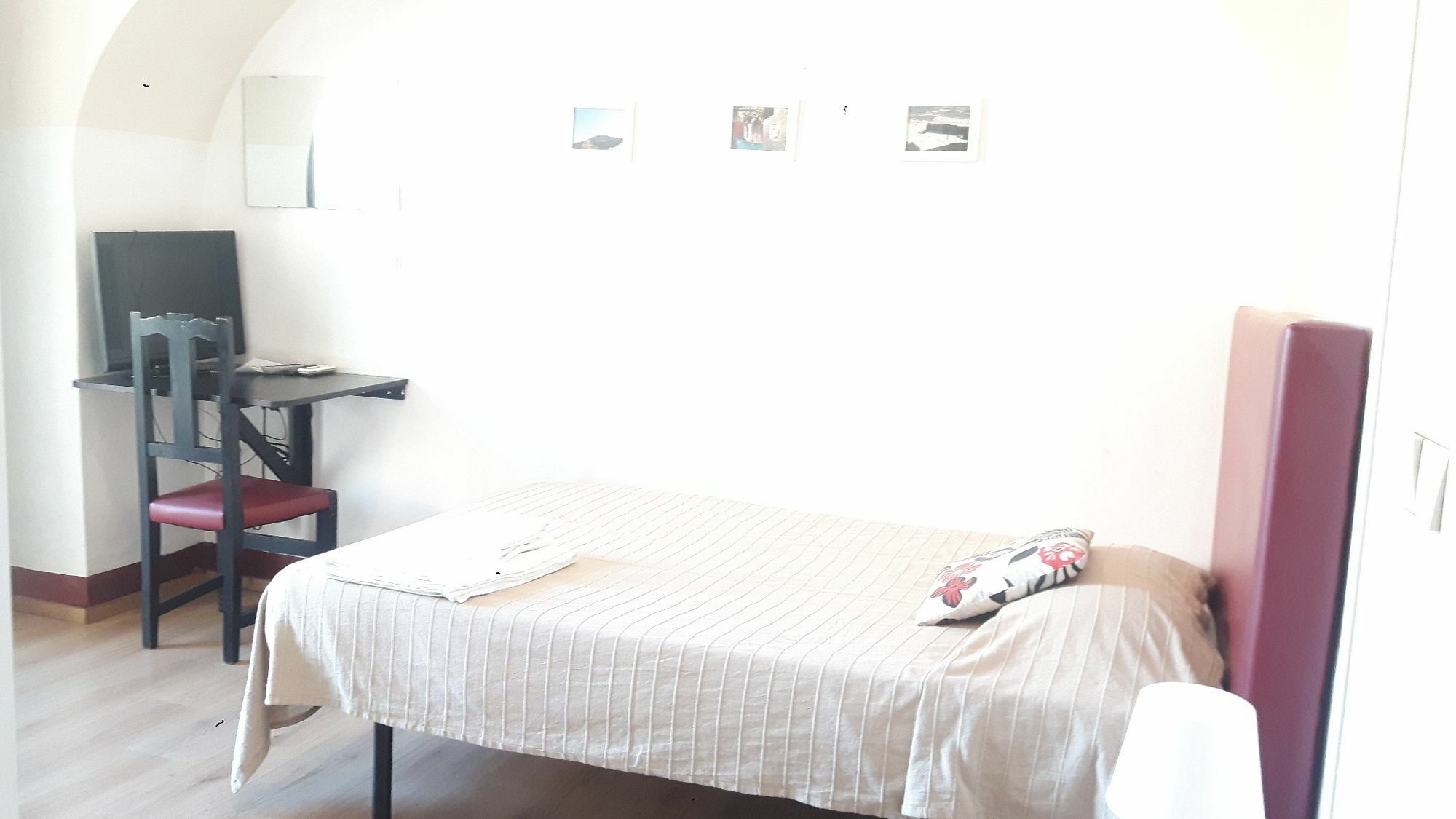 Da Gianni E Lucia Rooms With Bathroom In The City Center CTA Exterior foto